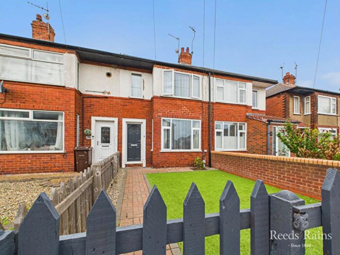 2 Bedroom Terraced House For Sale In Dovedale Grove, Hull, East Yorkshire, HU9