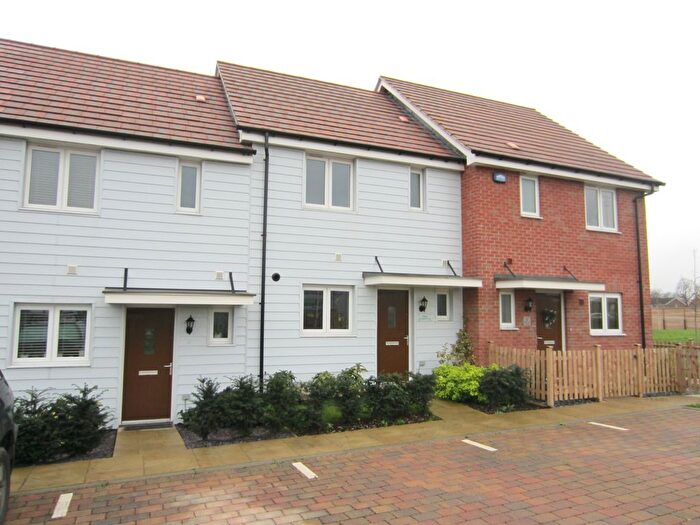 2 Bedroom Terraced House For Sale In Claremont Mews, Dartford, DA1