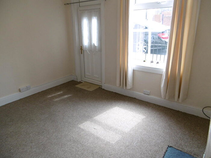 2 Bedroom House To Rent In Glebe Street, Swadlincote, DE11