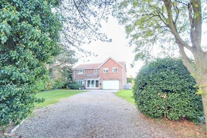 4 Bedroom Property To Rent In Main Street, Hotham, York, YO43
