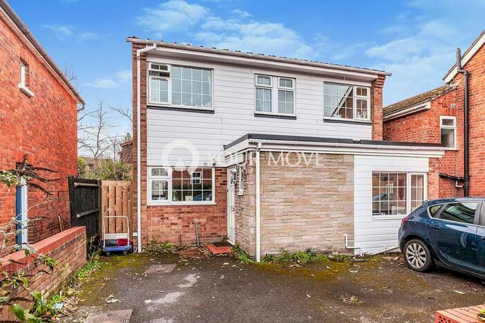 6 Bedroom Detached House To Rent In Alexandra Road, Englefield Green, Egham, Surrey, TW20