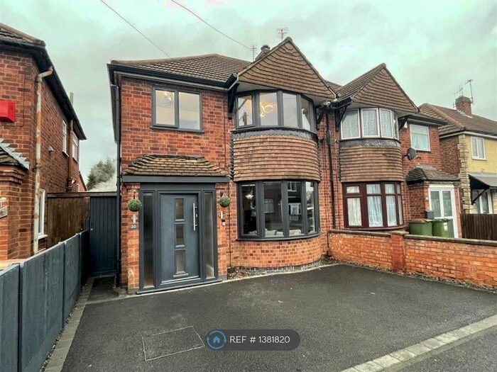 3 Bedroom Semi-Detached House To Rent In Maple Avenue, Forest East Leicester, LE3