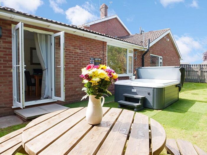 2 Bedroom Semi-Detached Bungalow To Rent In Primrose Cottage, Hoxne Farm, Strensall, York, YO32