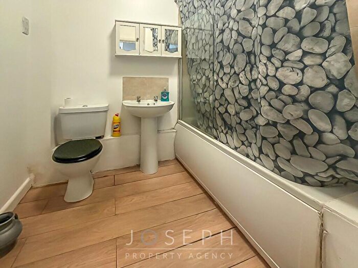 1 Bedroom Flat To Rent In Franciscan Way, Ipswich, IP1