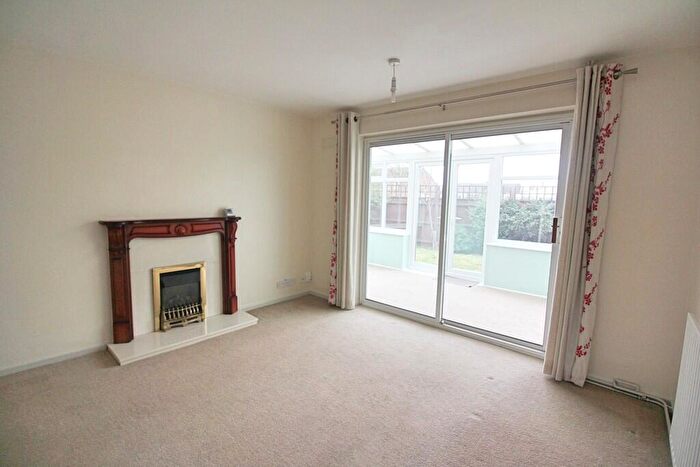 2 Bedroom End Of Terrace House To Rent In Alport Way, Wigston, Leicester, LE18