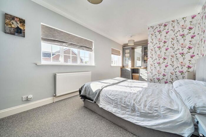 5 Bedroom Detached House For Sale In Green Close, Hawkinge, CT18