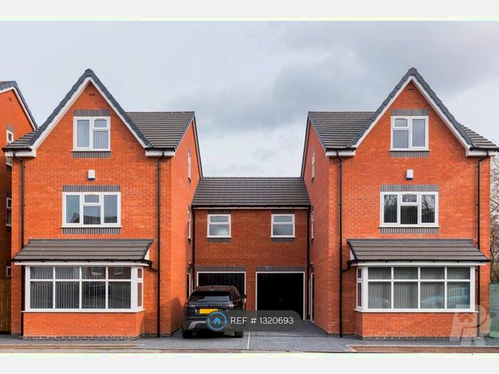 4 Bedroom Detached House To Rent In Talbot Street, Birmingham B18