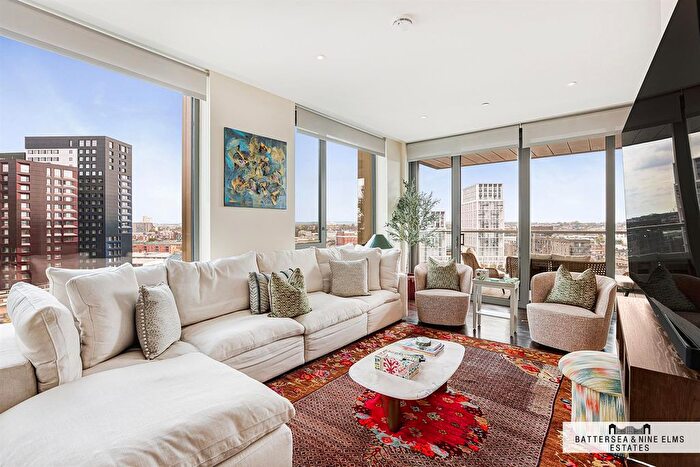 3 Bedroom Flat To Rent In Huntington House, Prince Of Wales Drive, SW11