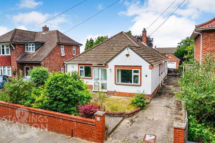 3 Bedroom Detached Bungalow For Sale In Ipswich Road, Norwich, NR4