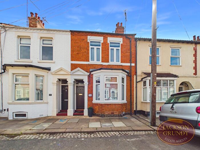 3 Bedroom Terraced House For Sale In Loyd Road, Abington, NN1