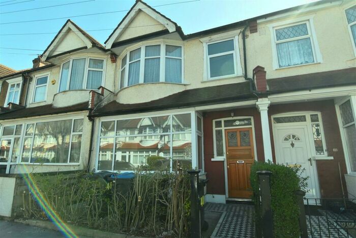 3 Bedroom House To Rent In Oaklands Avenue, Thornton Heath, CR7