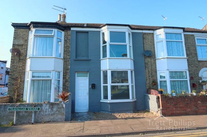 2 Bedroom Terraced House To Rent In Trafalgar Square, Great Yarmouth, NR30