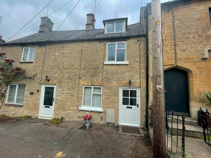 2 Bedroom Cottage To Rent In Church Street, Shipton-Under-Wychwood, OX7