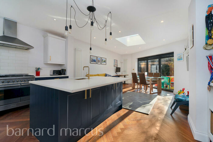 3 Bedroom House To Rent In Douglas Road, Esher, KT10