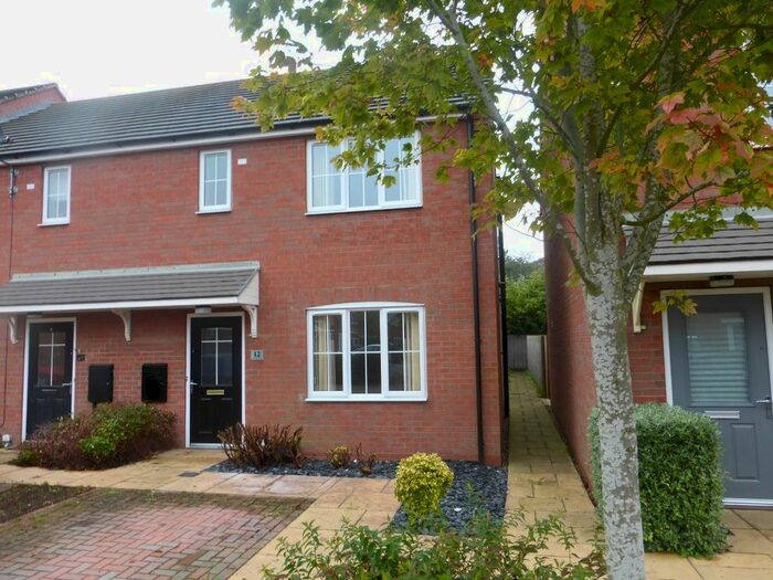 3 Bedroom End Of Terrace House To Rent In Moorhen Close, Market Rasen LN8