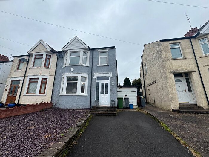 3 Bedroom Terraced House To Rent In Bwlch Road, Fairwater, Cardiff, CF5