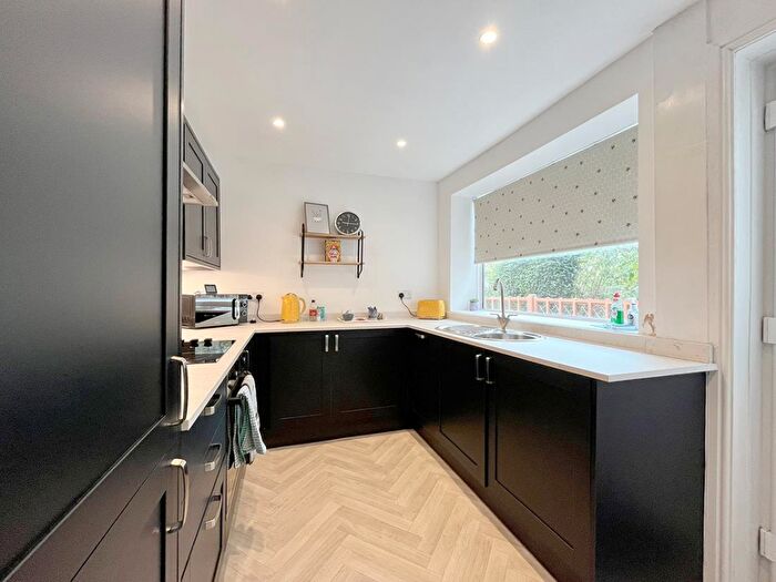 4 Bedroom Terraced House To Rent In Skipton Road, Harrogate, HG1