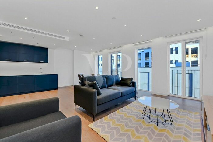 3 Bedroom Flat To Rent In Peterborough House, 1 Jubilee Walk, London WC1X