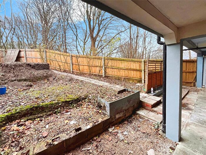 1 Bedroom Flat To Rent In Kingsway Gardens, Andover, Hampshire, SP10