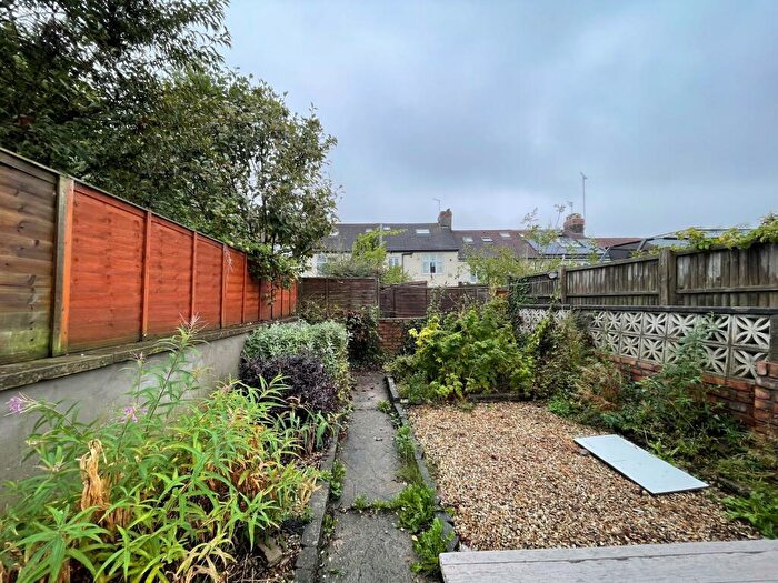 5 Bedroom Terraced House To Rent In Ashgrove Avenue, Ashley Down, Bristol, BS7