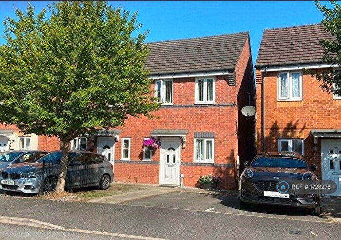 2 Bedroom Semi Detached House To Rent In Old College Road, Birmingham, B33