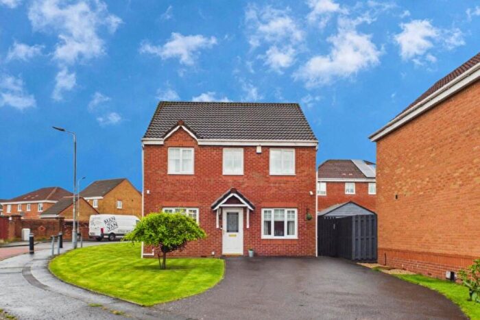 3 Bedroom Detached House For Sale In Drumlanrig Crescent, Gartcosh, Glasgow, G69