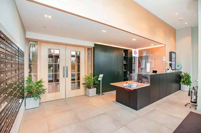 1 Bedroom Flat To Rent In Galleria House, B Western Gateway, London, E16