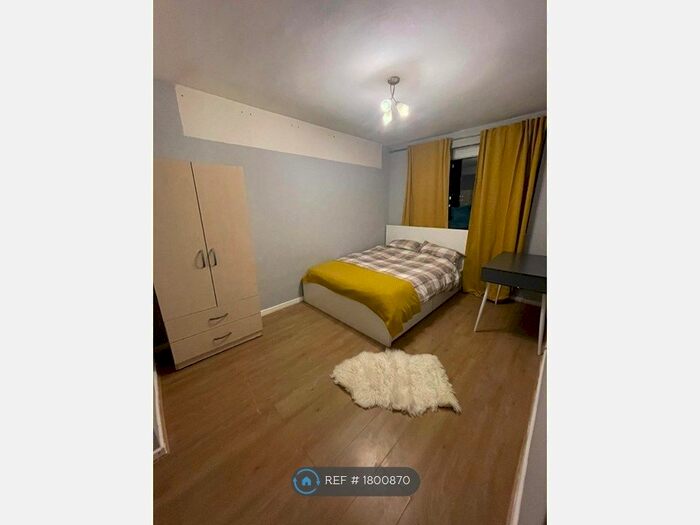 4 Bedroom Maisonette To Rent In Pollard Street, Bethnal Green, E2