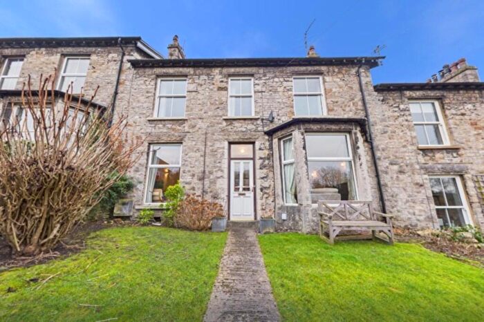 2 Bedroom Flat To Rent In Flat, Belmont, Silverdale Road, Arnside, LA5