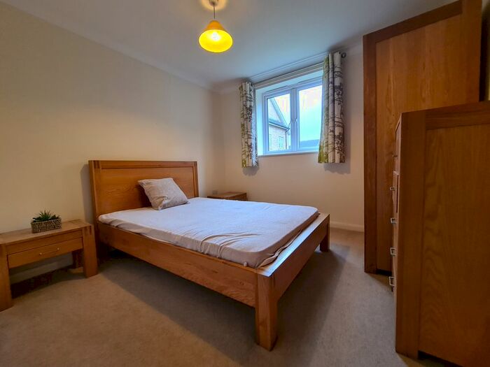 2 Bedroom Flat To Rent In Abbeyfields, Peterborough PE2