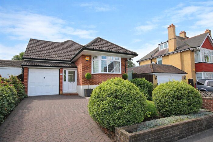 3 Bedroom Detached Bungalow For Sale In Chalgrove Road, South Sutton, SM2