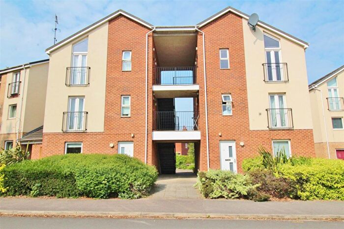 1 Bedroom Flat To Rent In Clog Mill Gardens, Selby, YO8