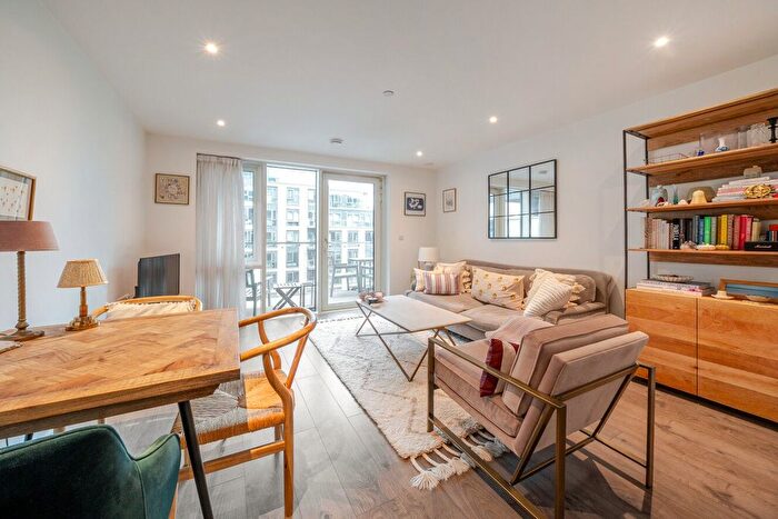 1 Bedroom Property For Sale In Meridian House, Juniper Drive, London, SW18