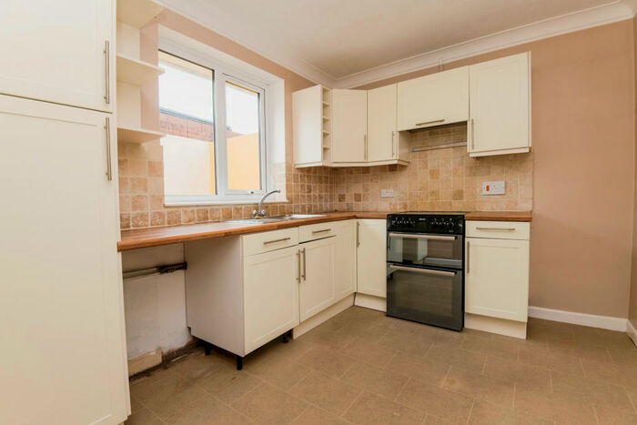 1 Bedroom Apartment To Rent In Exmouth, EX8
