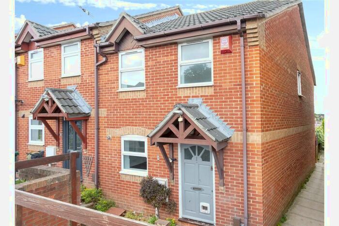 2 Bedroom Semi-Detached House To Rent In Cornford Close, Portslade, East Sussex, BN41