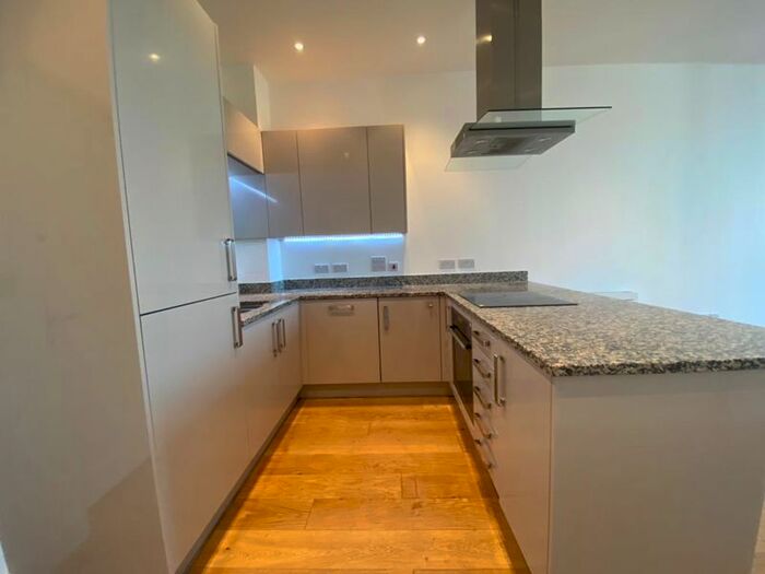 2 Bedroom Flat To Rent In Baileys House, Nine Elms Lane, SW11