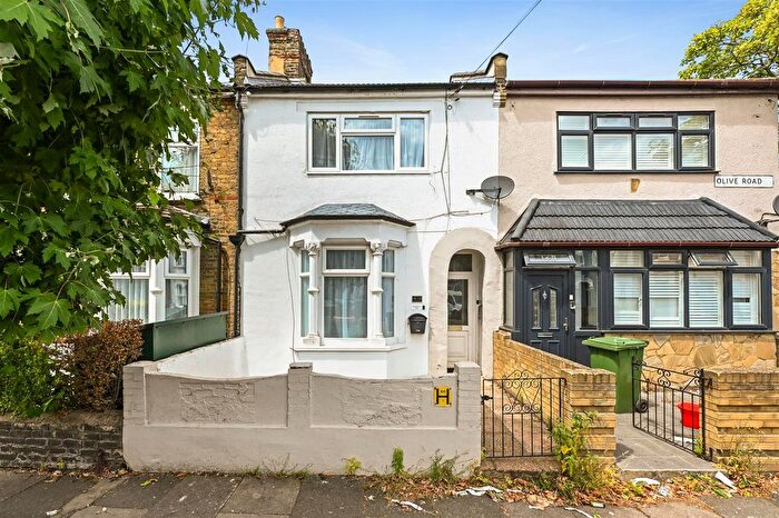 1 Bedroom Flat For Sale In Olive Road, Plaistow, E13