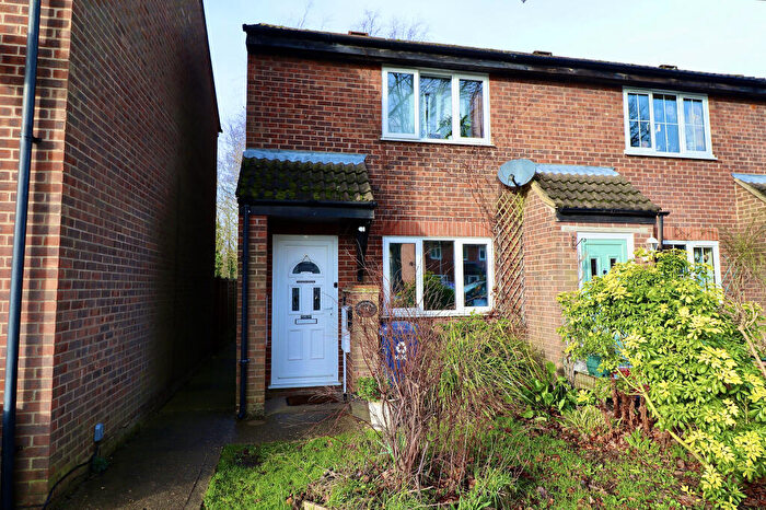 2 Bedroom End Of Terrace House For Sale In Cunningham Way, Eaton Socon, St. Neots, Cambridgeshire, PE19