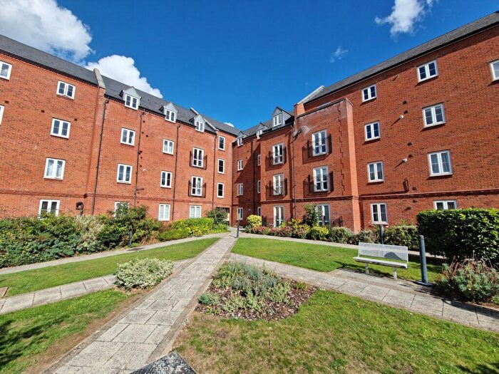 2 Bedroom Apartment To Rent In Cherwell Court, Britannia Road, Banbury, Oxon, OX16