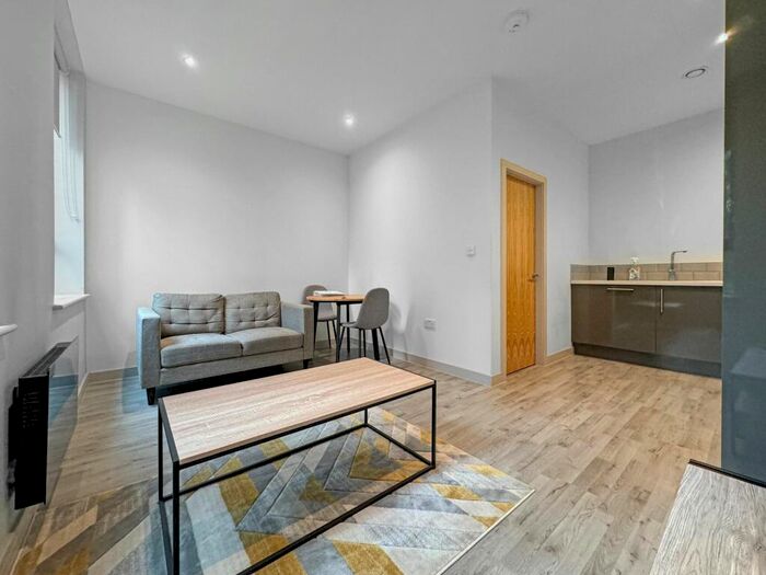 1 Bedroom Apartment To Rent In Cubic Apartments, Stanningley Road, Bramley, LS13