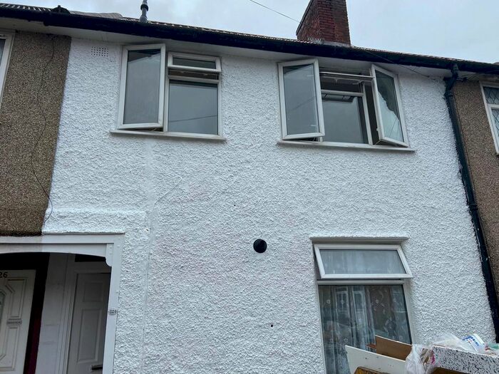 3 Bedroom Terraced House To Rent In Valence Wood Road, Dagenham, RM8