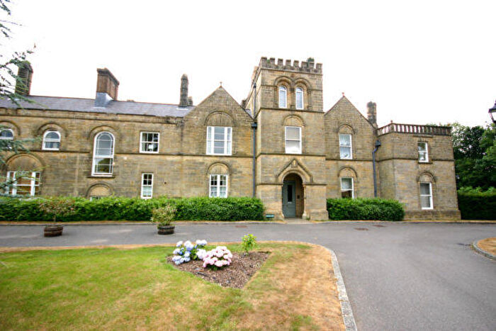 1 Bedroom Flat To Rent In Hett Close, Ardingly, RH17