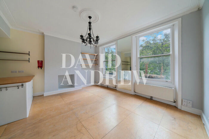 2 Bedroom Flat To Rent In Moray Road, N4