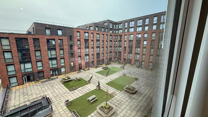 2 Bedroom Apartment To Rent In Crocus Street, Nottingham, Nottinghamshire, NG2