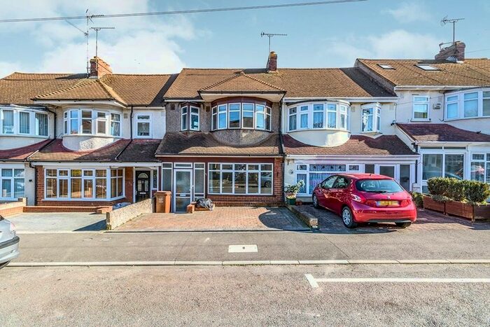 3 Bedroom Terraced House To Rent In The Chase, Chatham, Kent ME4