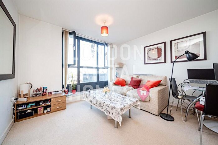 1 Bedroom Apartment To Rent In The Sphere, Hallsville Road, London, E16