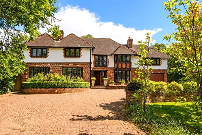 5 Bedroom Detached House For Sale In Woodland Drive, East Horsley, KT24