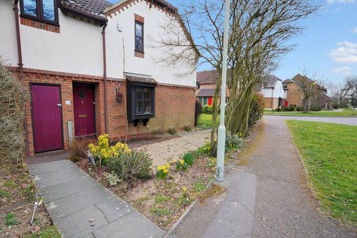 1 Bedroom Detached House To Rent In Mardleybury Road, Woolmer Green, SG3