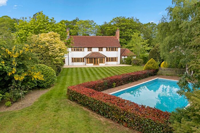 5 Bedroom Property To Rent In The Barton, Cobham, Surrey, KT11