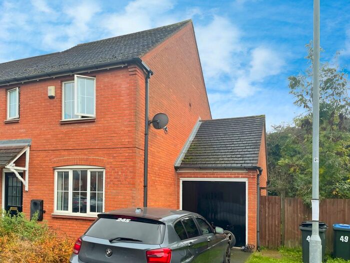 3 Bedroom Semi-Detached House To Rent In Applebees Meadow, Hinckley, LE10